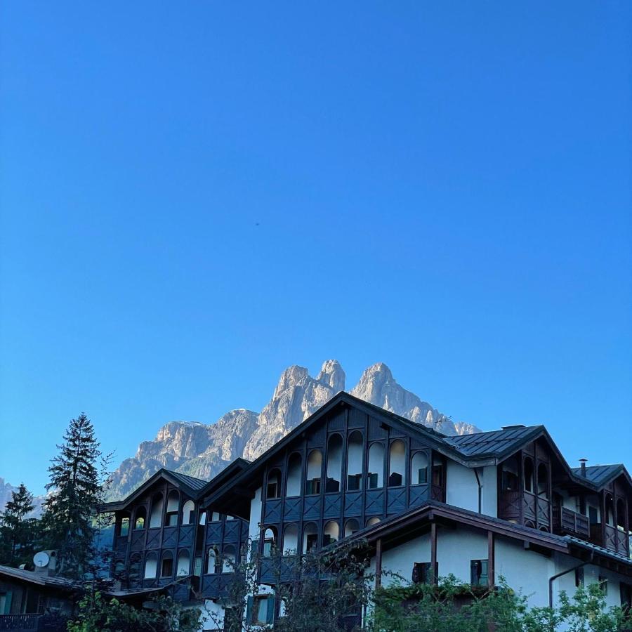 Hotel Isolabella Wellness Fiera Di Primiero Eksteriør bilde